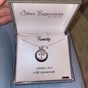 Family Silver Expressions Necklace